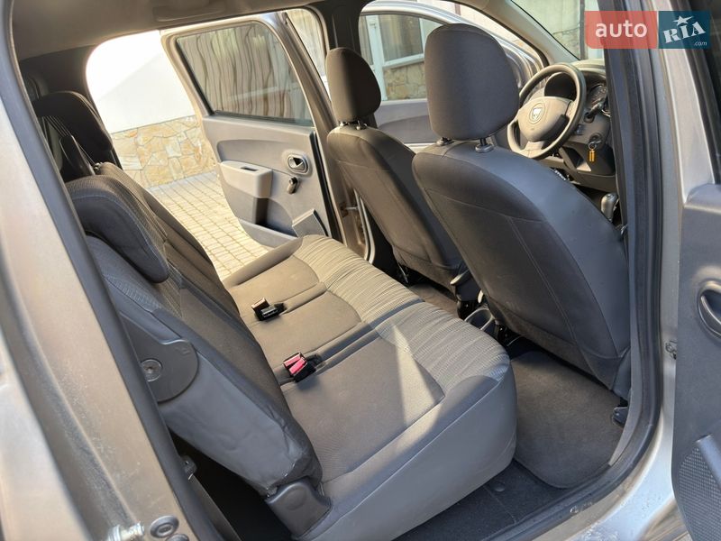 Минивэн Dacia Lodgy 2012 в Львове