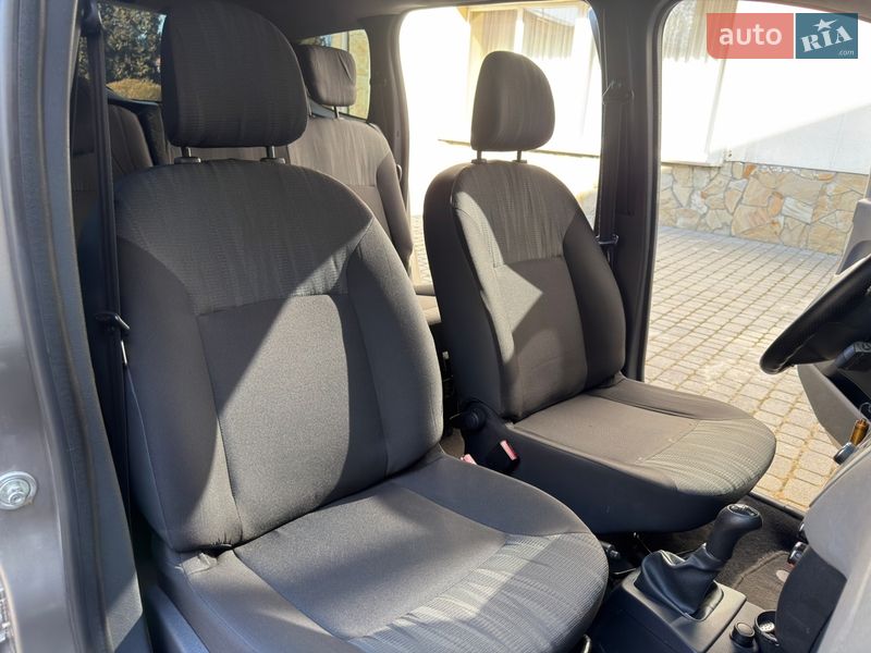 Минивэн Dacia Lodgy 2012 в Львове