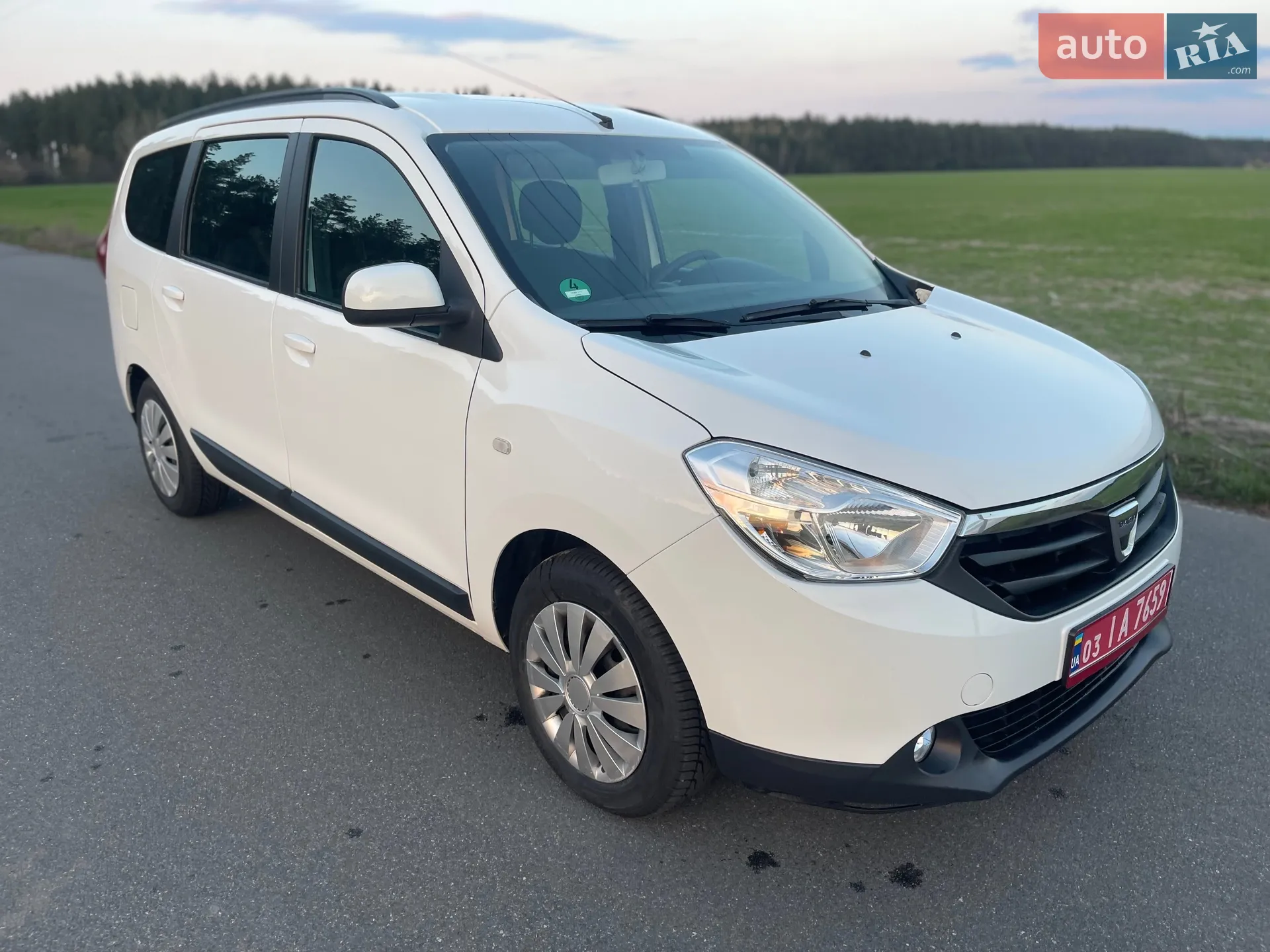 2016 Dacia Lodgy - мініатюра 17