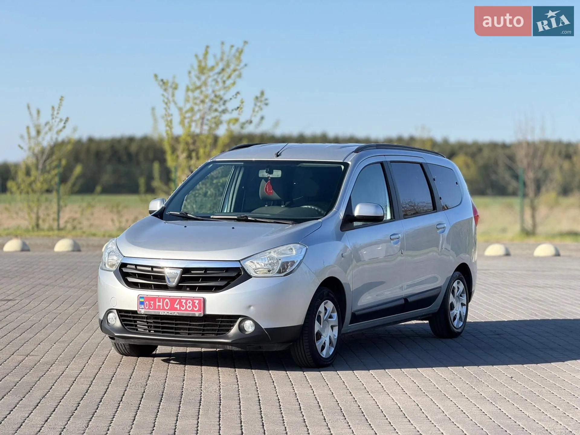 2013 Dacia Lodgy - мініатюра 2