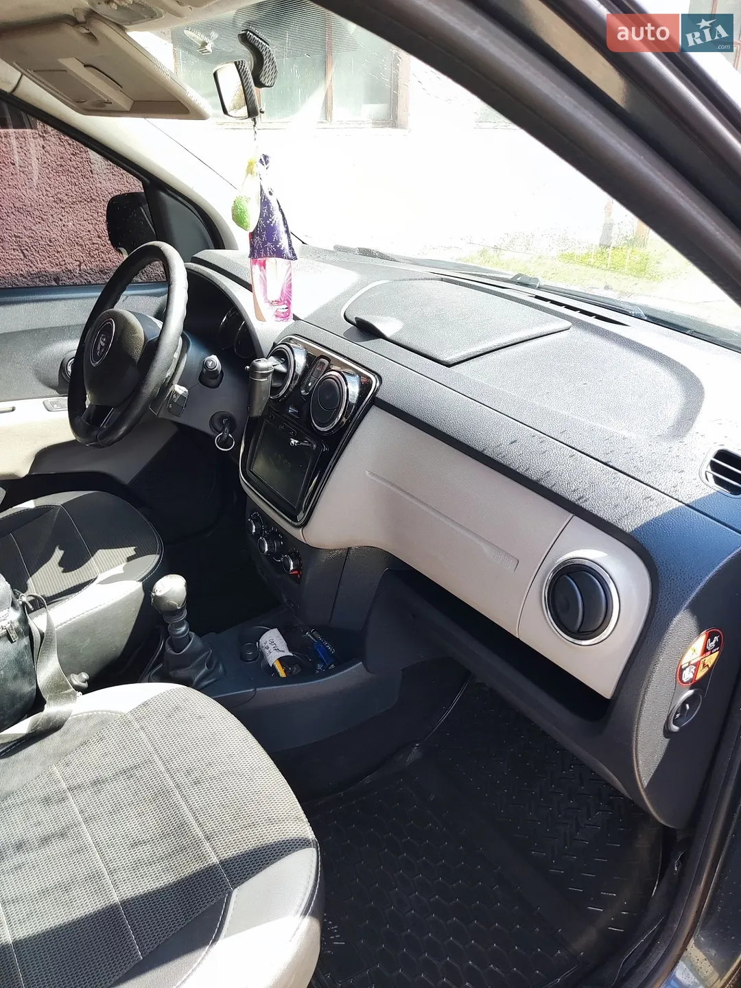 2012 Dacia Lodgy - мініатюра 15
