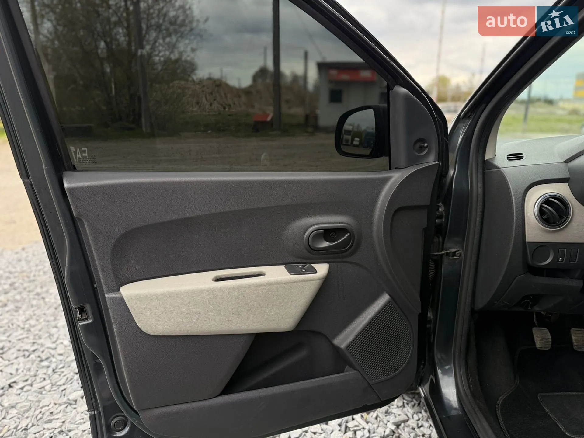 2015 Dacia Lodgy - мініатюра 11