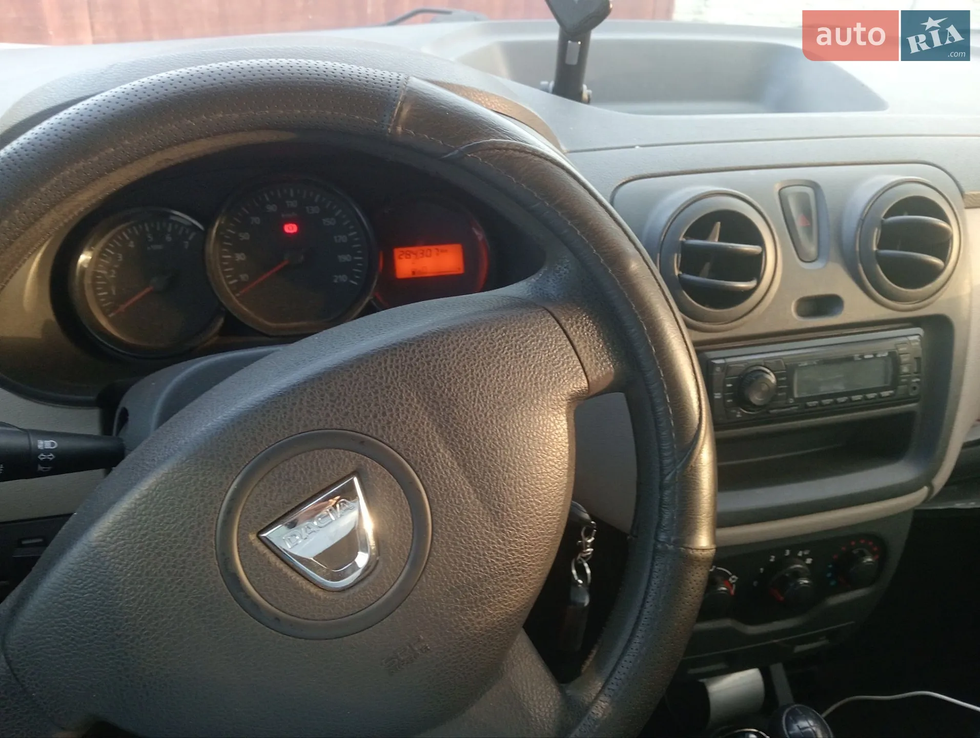 2013 Dacia Lodgy - мініатюра 10