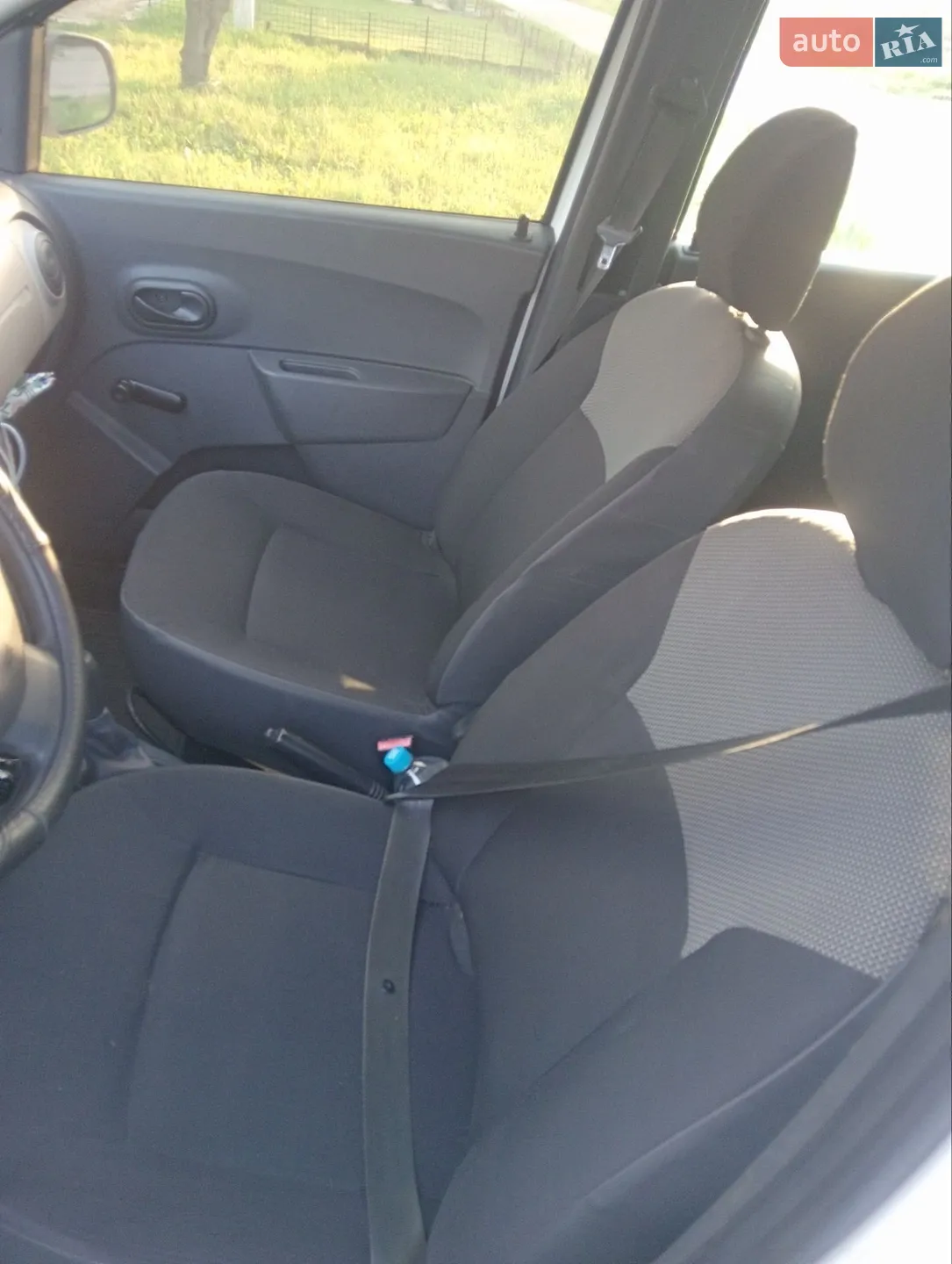 2013 Dacia Lodgy - мініатюра 7
