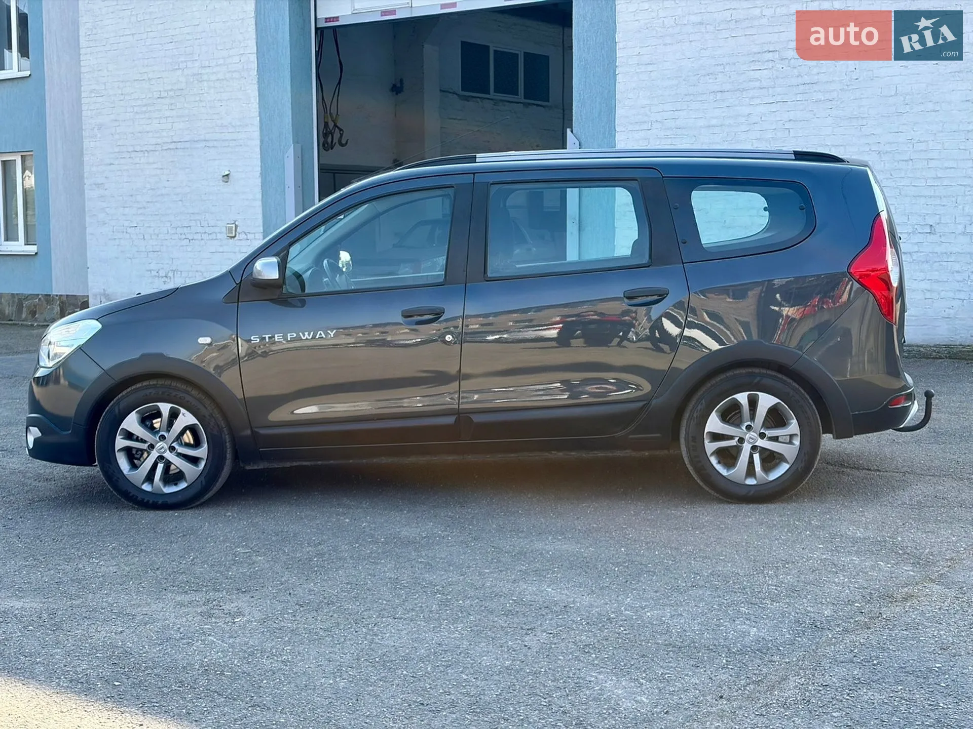 2015 Dacia Lodgy - мініатюра 9