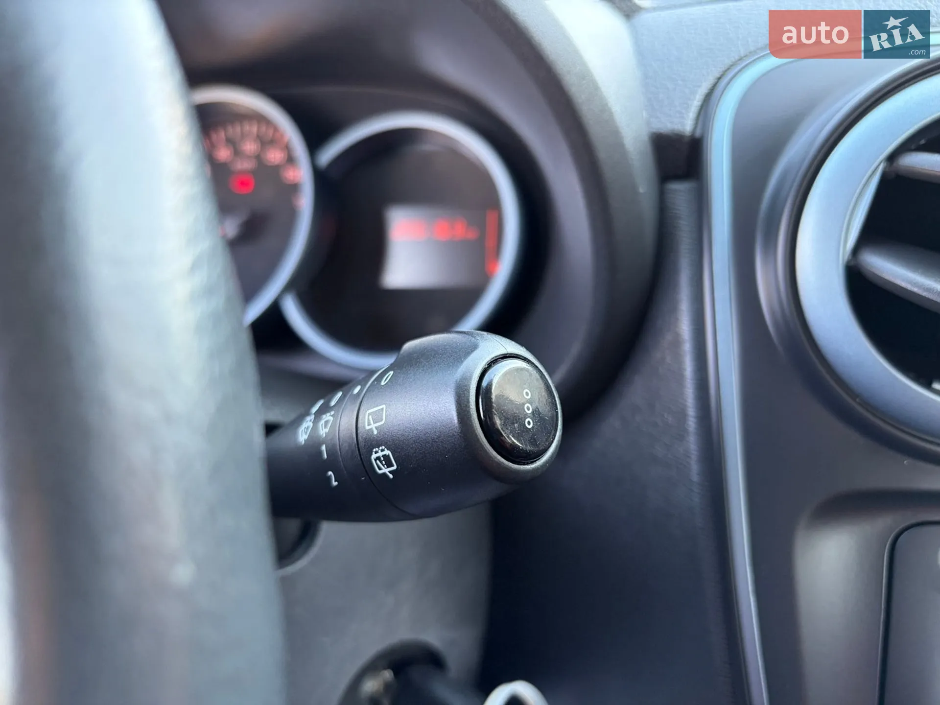 2015 Dacia Lodgy - мініатюра 37
