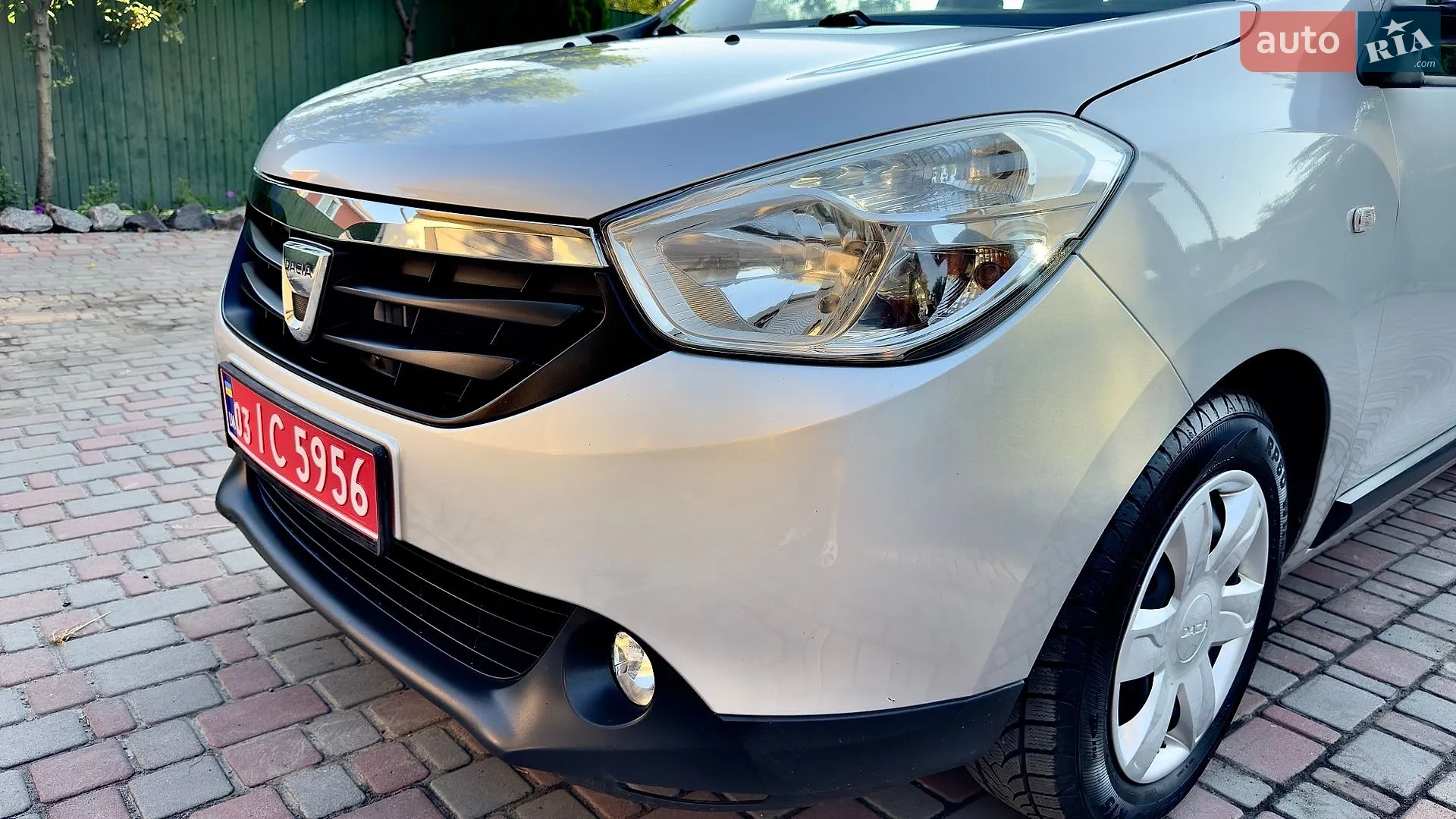 2012 Dacia Lodgy - мініатюра 14