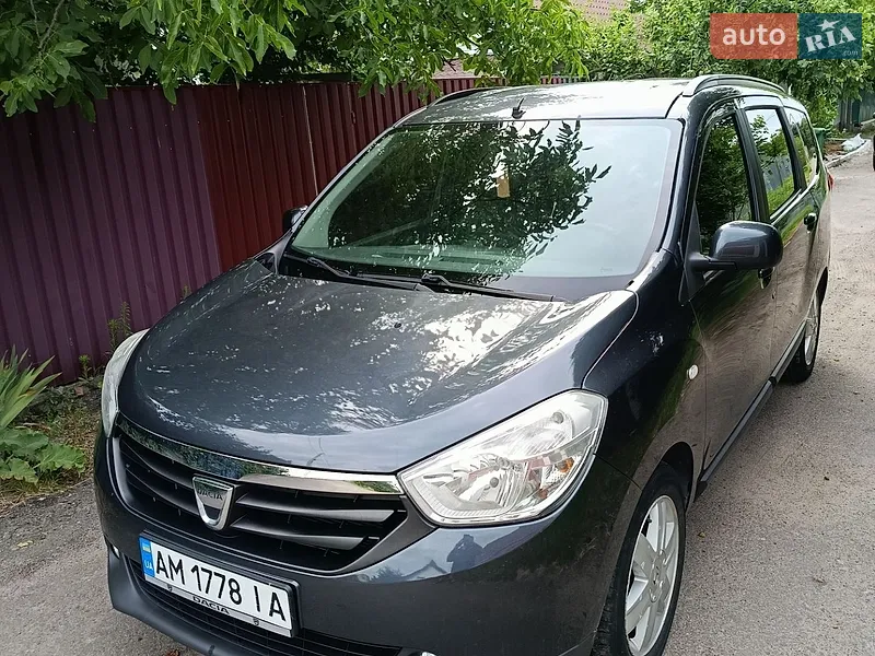 Dacia Lodgy 2013
