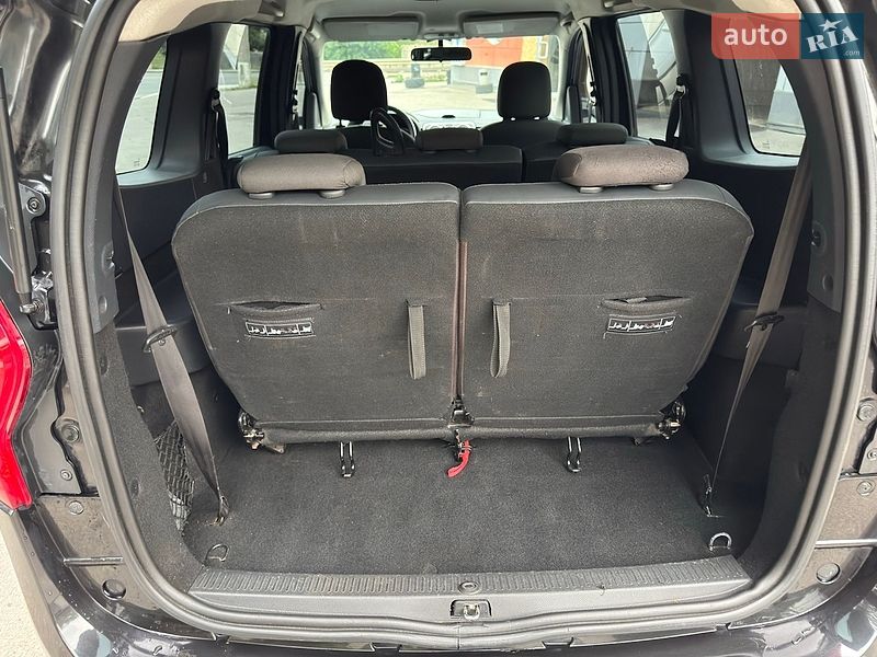 Минивэн Dacia Lodgy 2013 в Харькове фото 5 Минивэн Dacia Lodgy 2013 в Харькове