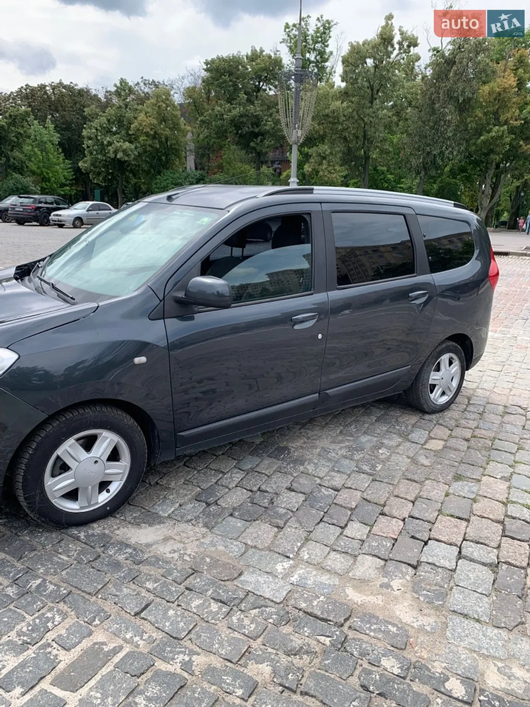 2014 Dacia Lodgy - мініатюра 3