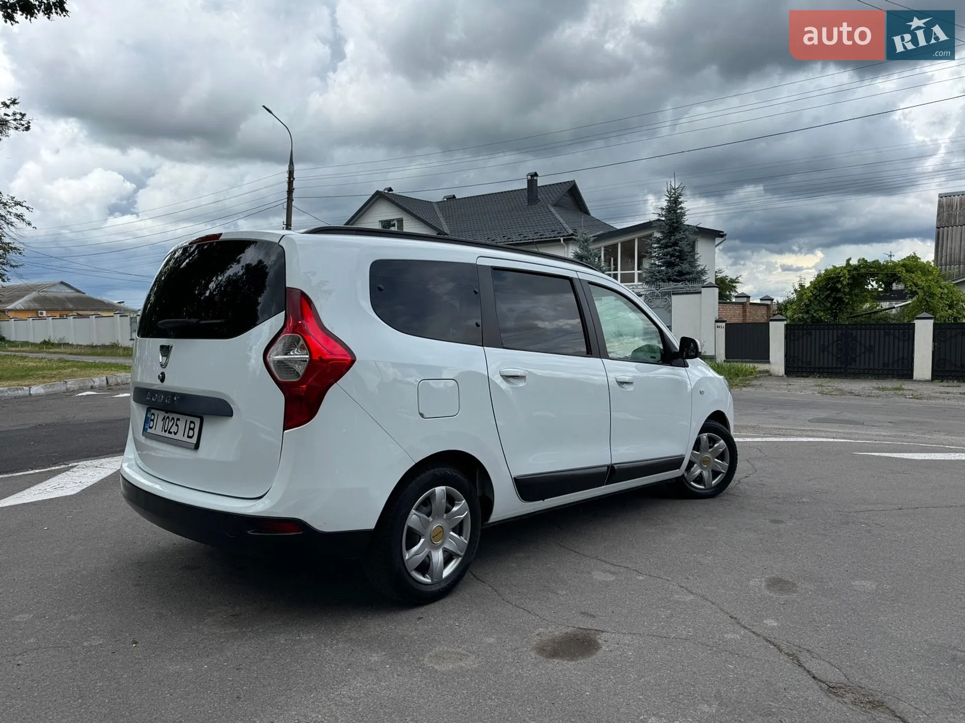 2015 Dacia Lodgy - мініатюра 14