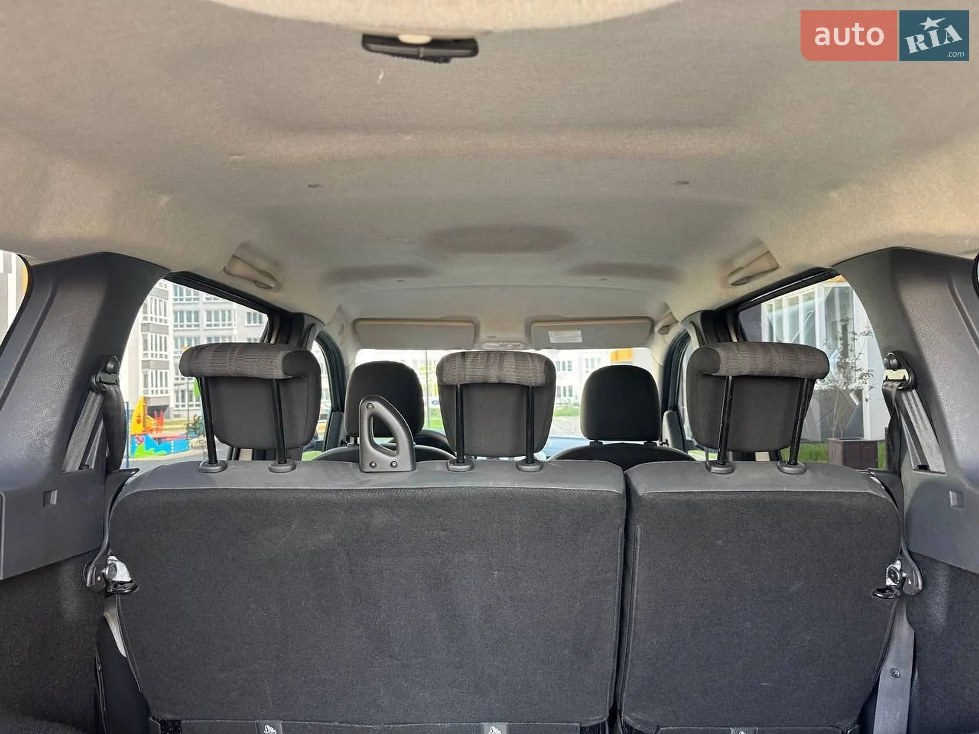 2012 Dacia Lodgy - мініатюра 23