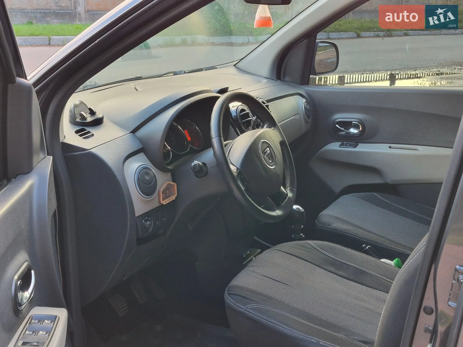 2013 Dacia Lodgy - мініатюра 7