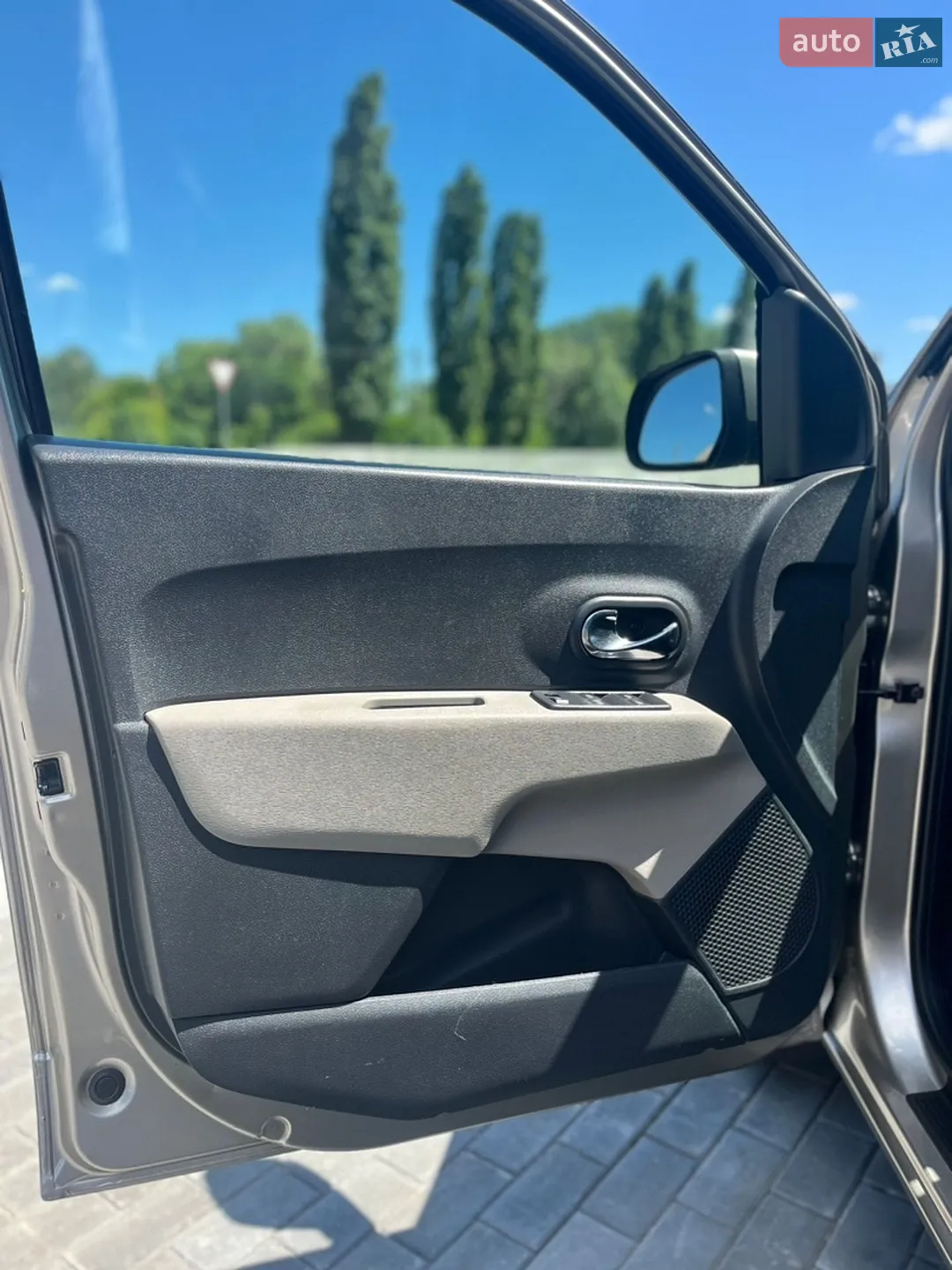 2013 Dacia Lodgy - мініатюра 14