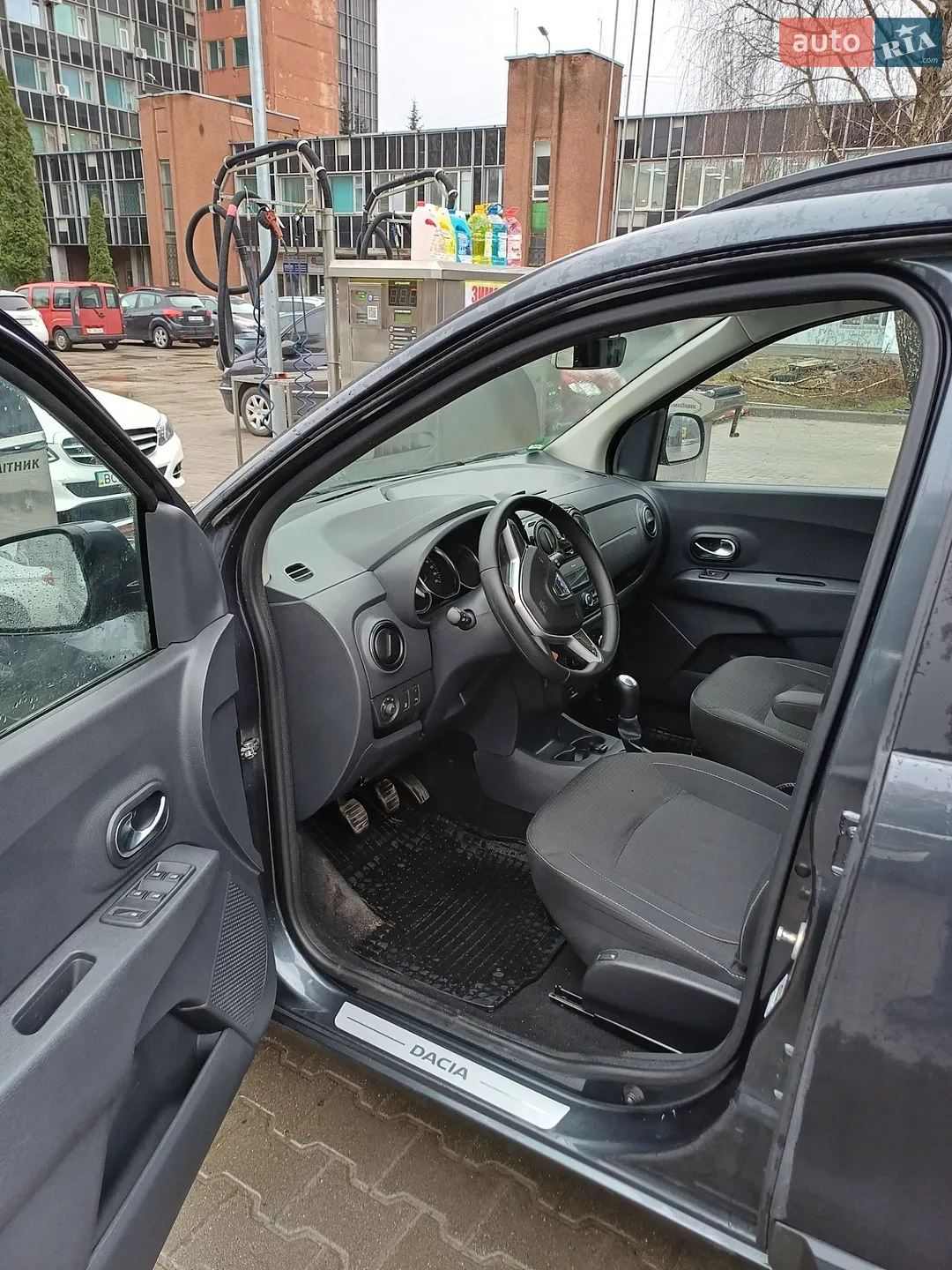 2018 Dacia Lodgy - мініатюра 8