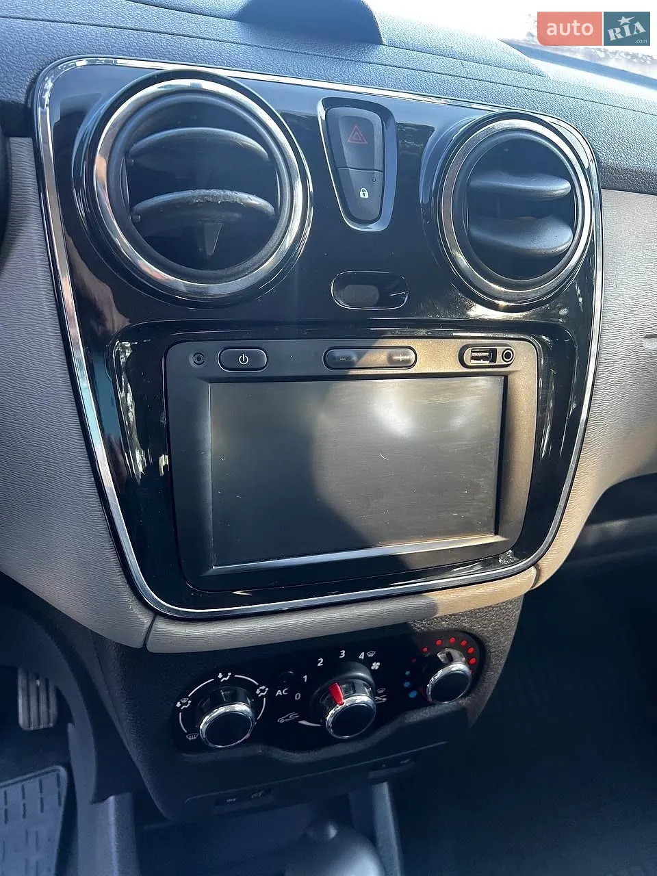 2013 Dacia Lodgy - мініатюра 12