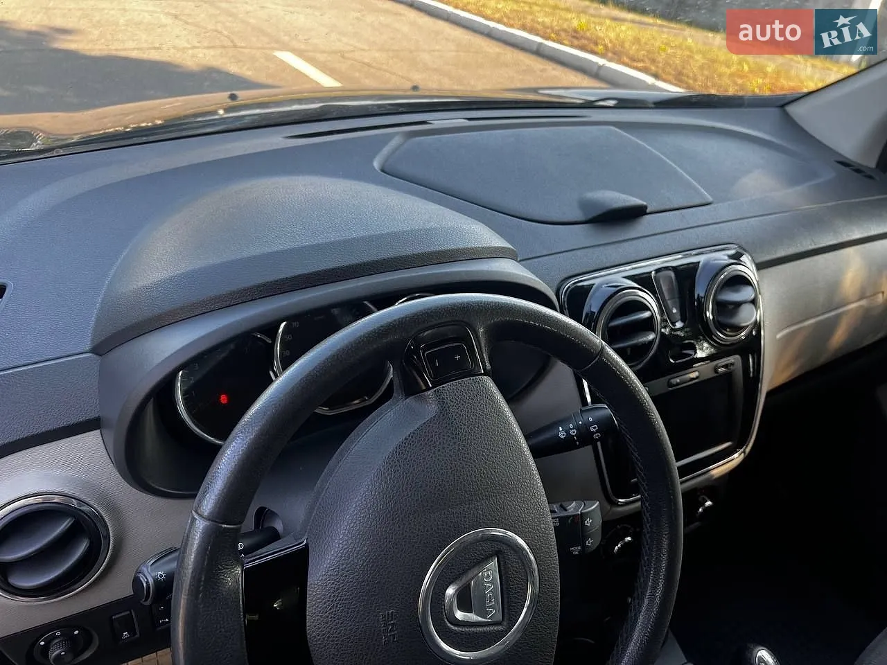 2013 Dacia Lodgy - мініатюра 26