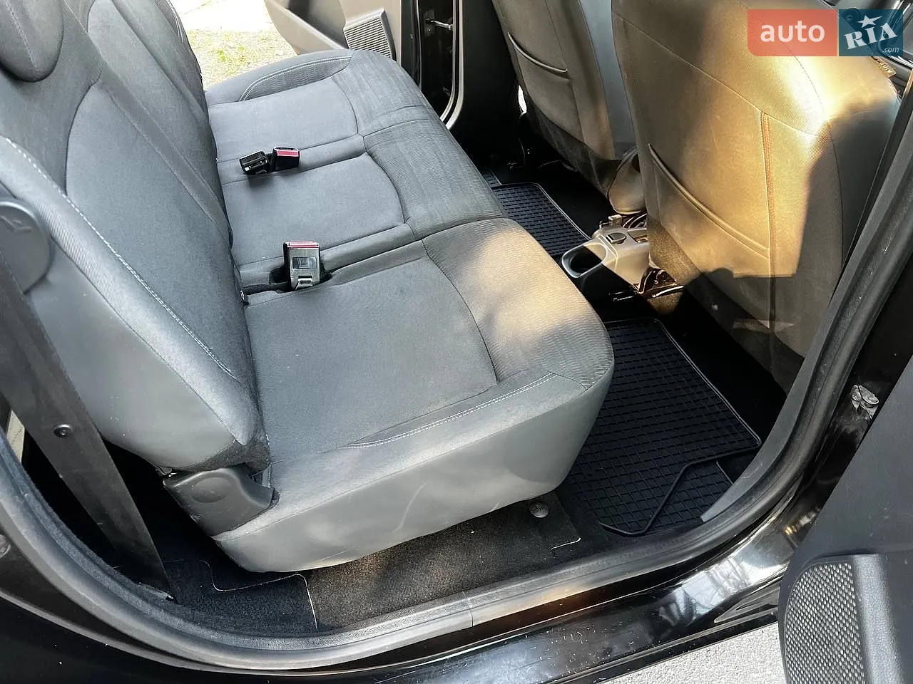 2013 Dacia Lodgy - мініатюра 31