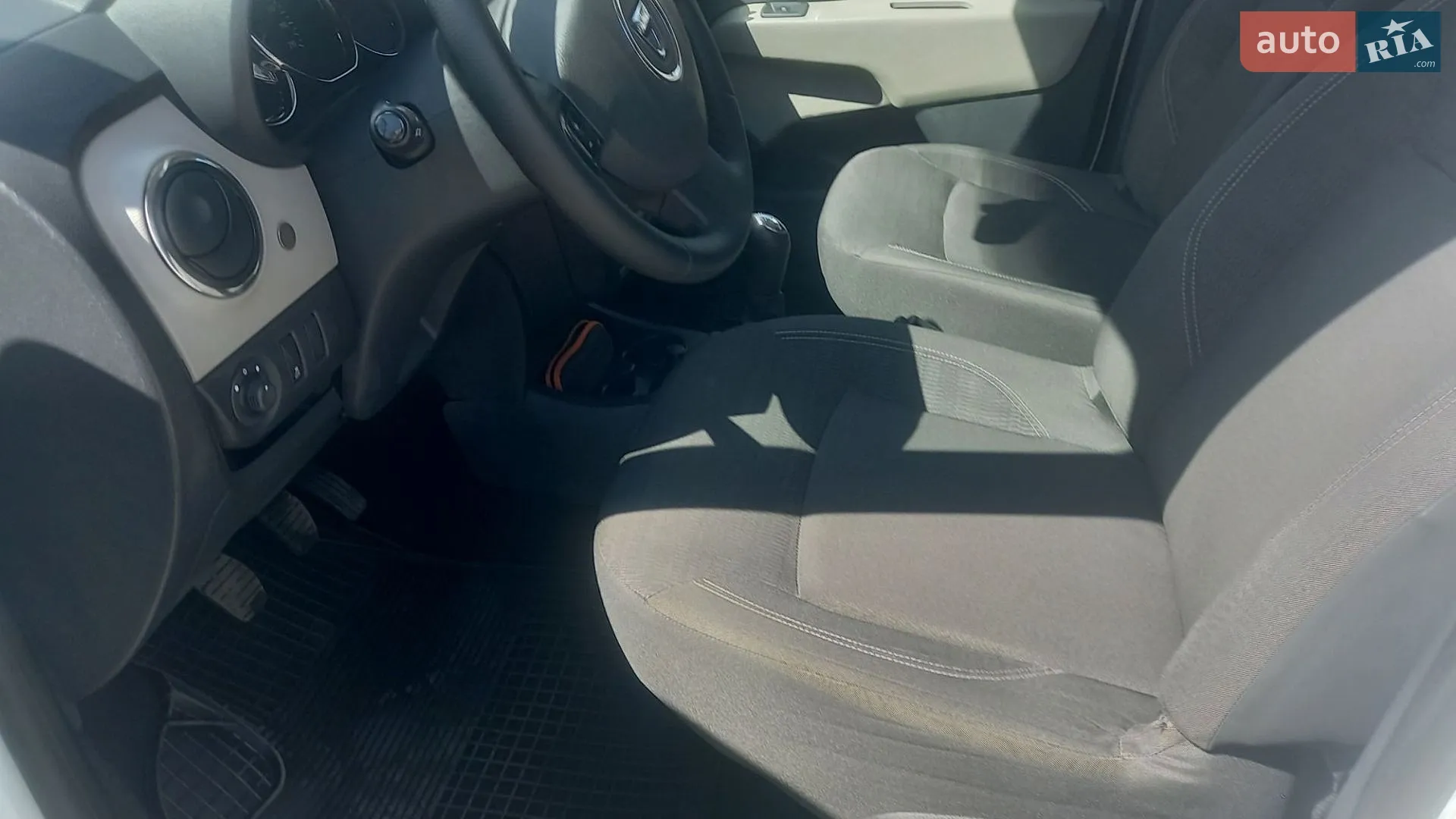 2012 Dacia Lodgy - мініатюра 7