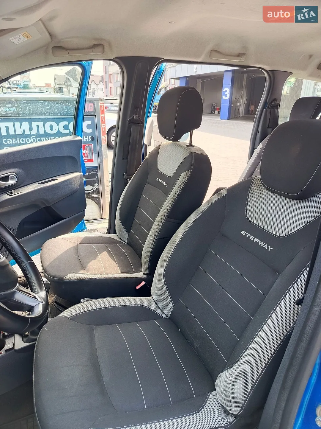 2018 Dacia Lodgy - мініатюра 18