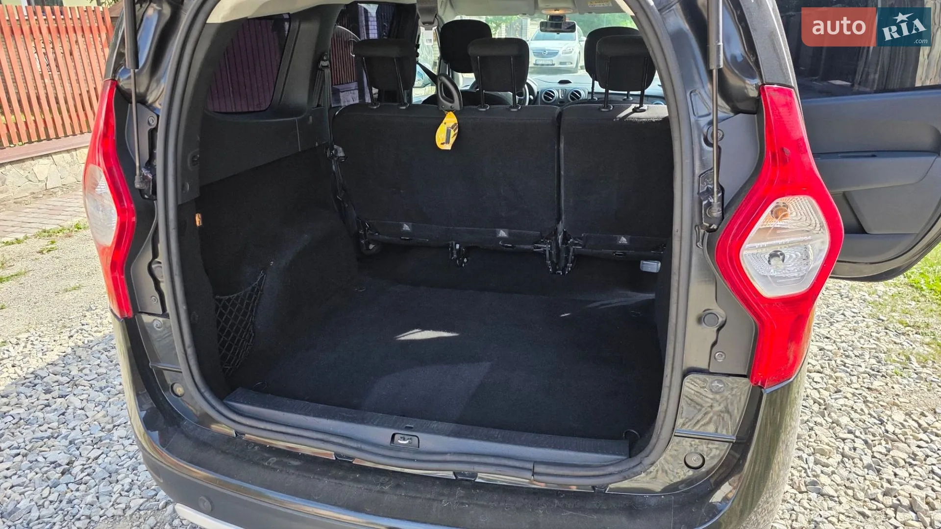 2016 Dacia Lodgy - мініатюра 21