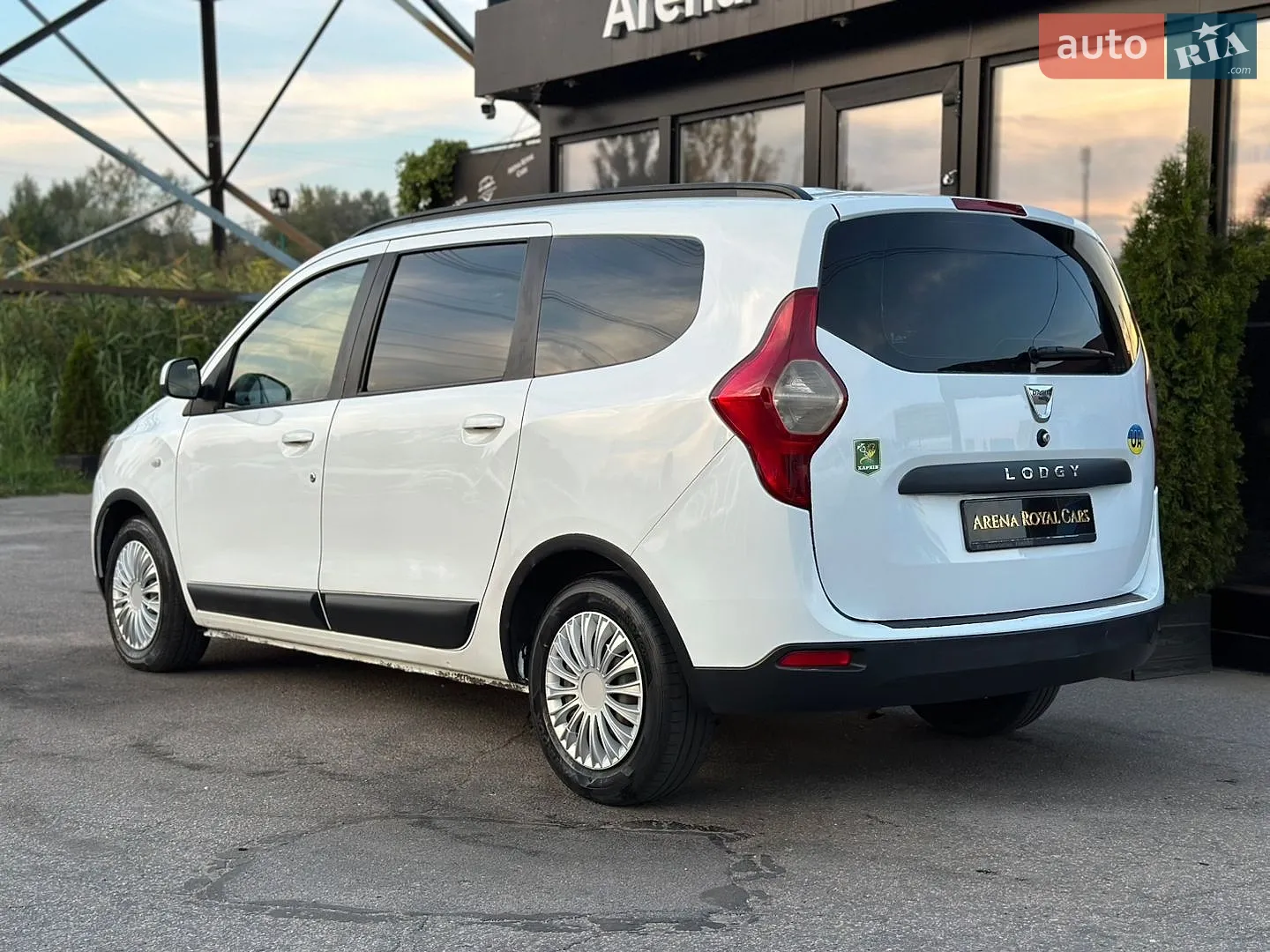 2015 Dacia Lodgy - мініатюра 12