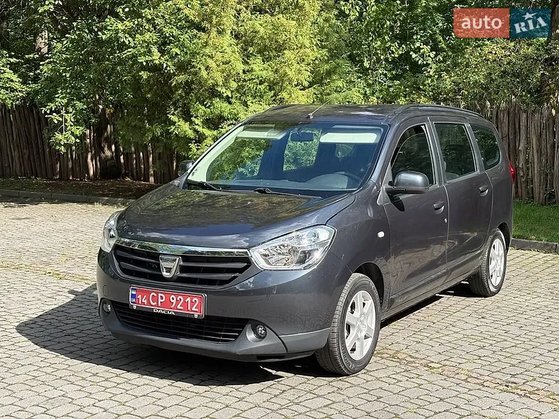 Dacia Lodgy 2012