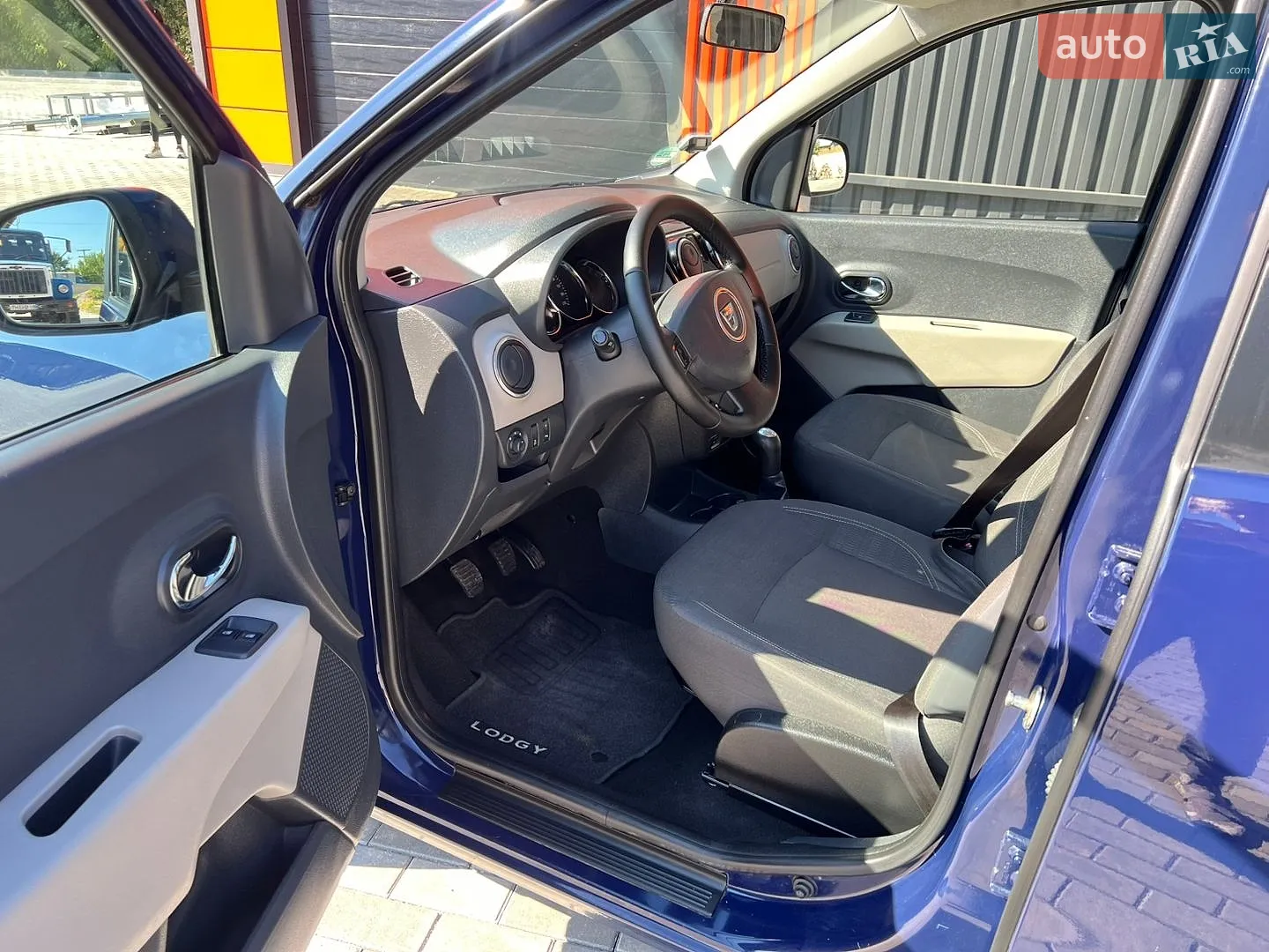 2012 Dacia Lodgy - мініатюра 12