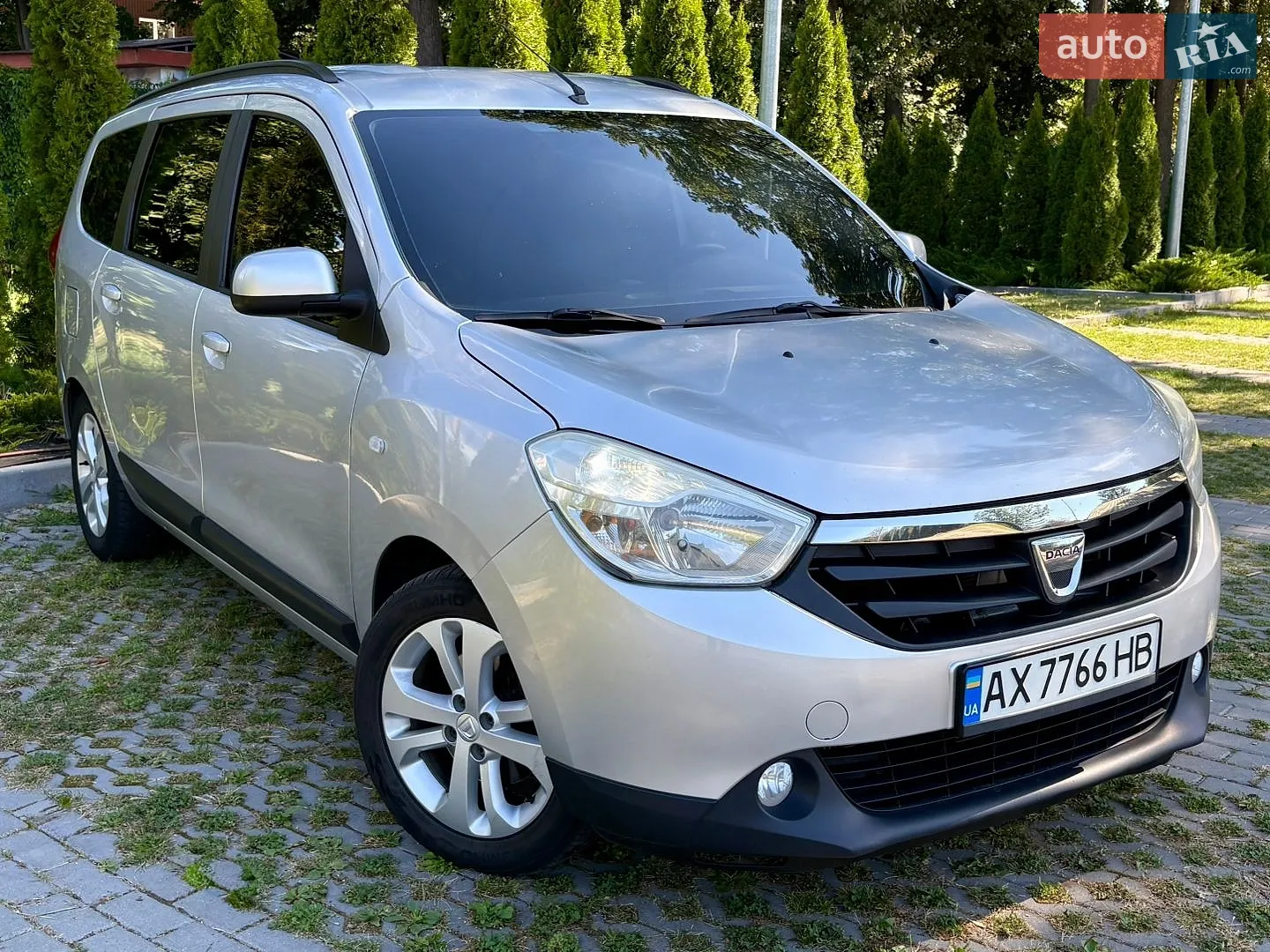 2012 Dacia Lodgy - фото 1