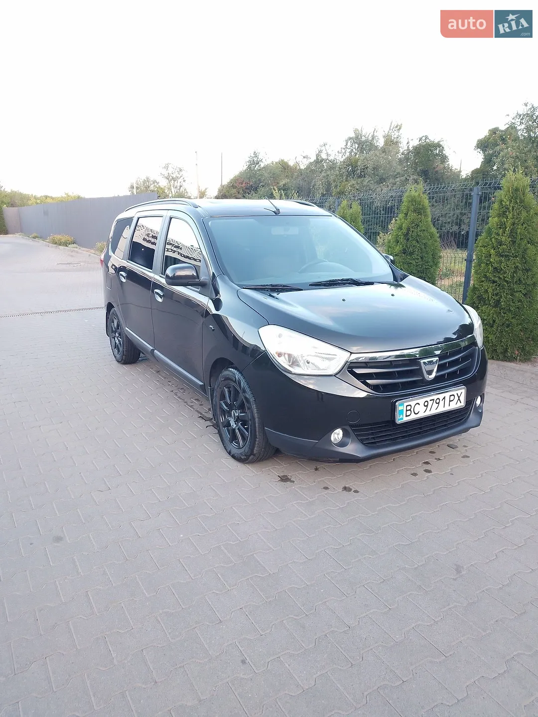 2013 Dacia Lodgy - мініатюра 2