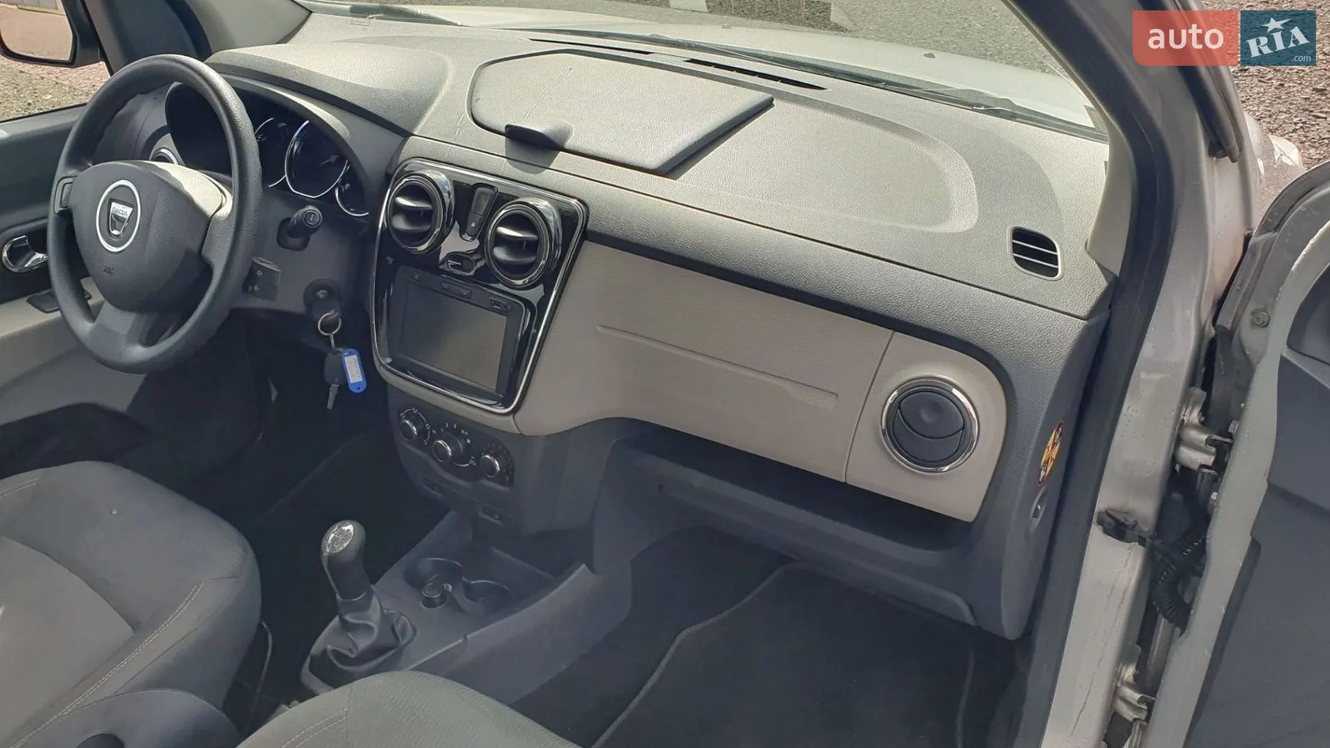 2012 Dacia Lodgy - мініатюра 18