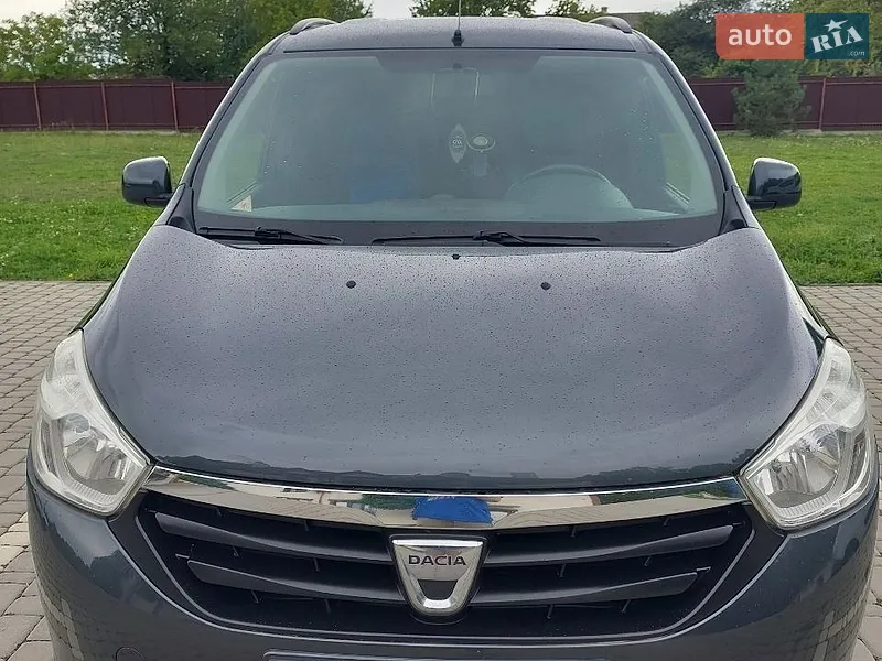 Dacia Lodgy 2013