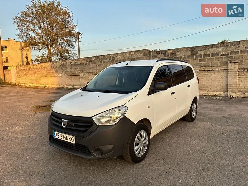 Dacia Lodgy 2013