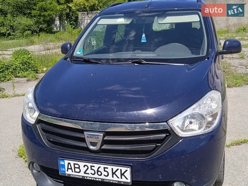 Dacia Lodgy 2012
