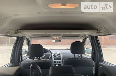 Універсал Dacia Logan MCV 2011 в 