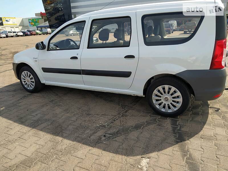 Універсал Dacia Logan MCV 2011 в Житомирі