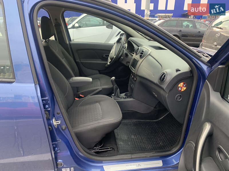 Универсал Dacia Logan MCV 2013 в Киеве