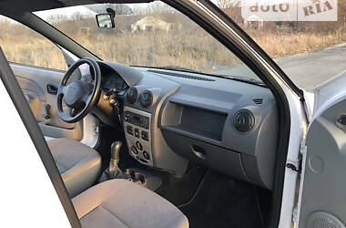 Универсал Dacia Logan MCV 2007 в Романове