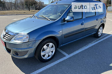 Универсал Dacia Logan MCV 2009 в 