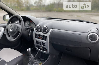 Универсал Dacia Logan MCV 2009 в 