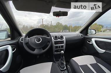Универсал Dacia Logan MCV 2009 в 