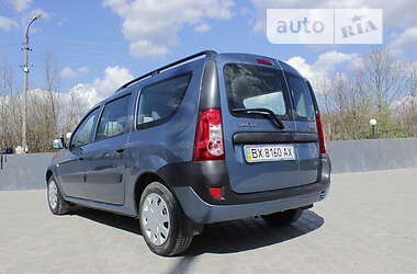 Минивэн Dacia Logan MCV 2008 в 