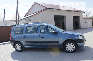 Минивэн Dacia Logan MCV 2008 в 
