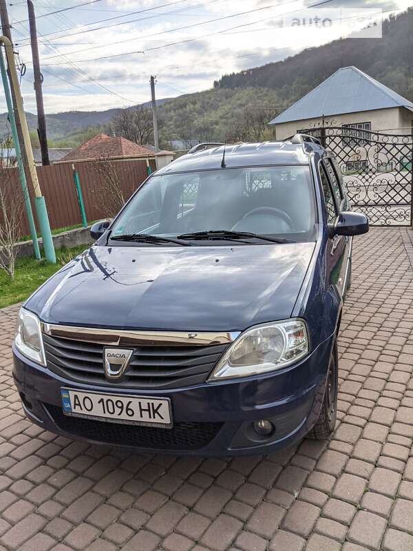 Універсал Dacia Logan MCV 2009 в Сваляві