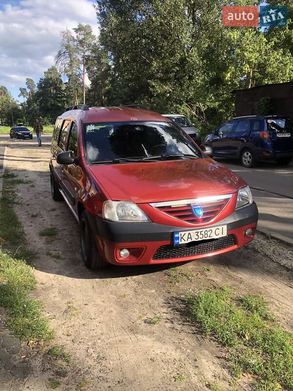 Универсал Dacia Logan MCV 2007 в Киеве