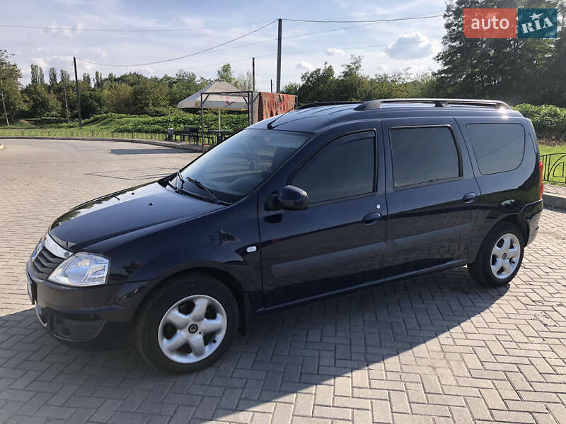 Універсал Dacia Logan MCV 2011 в Мукачевому