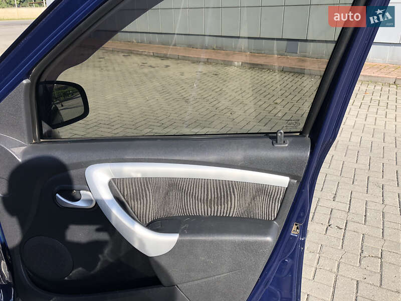Універсал Dacia Logan MCV 2011 в Мукачевому