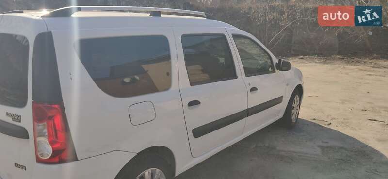 Універсал Dacia Logan MCV 2009 в Києві