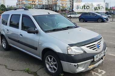 Универсал Dacia Logan MCV 2008 в Киеве