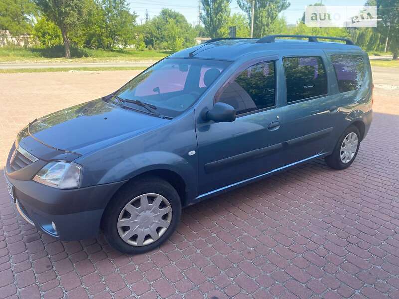 Универсал Dacia Logan MCV 2008 в Каменском фото Универсал Dacia Logan MCV 2008 в Каменском